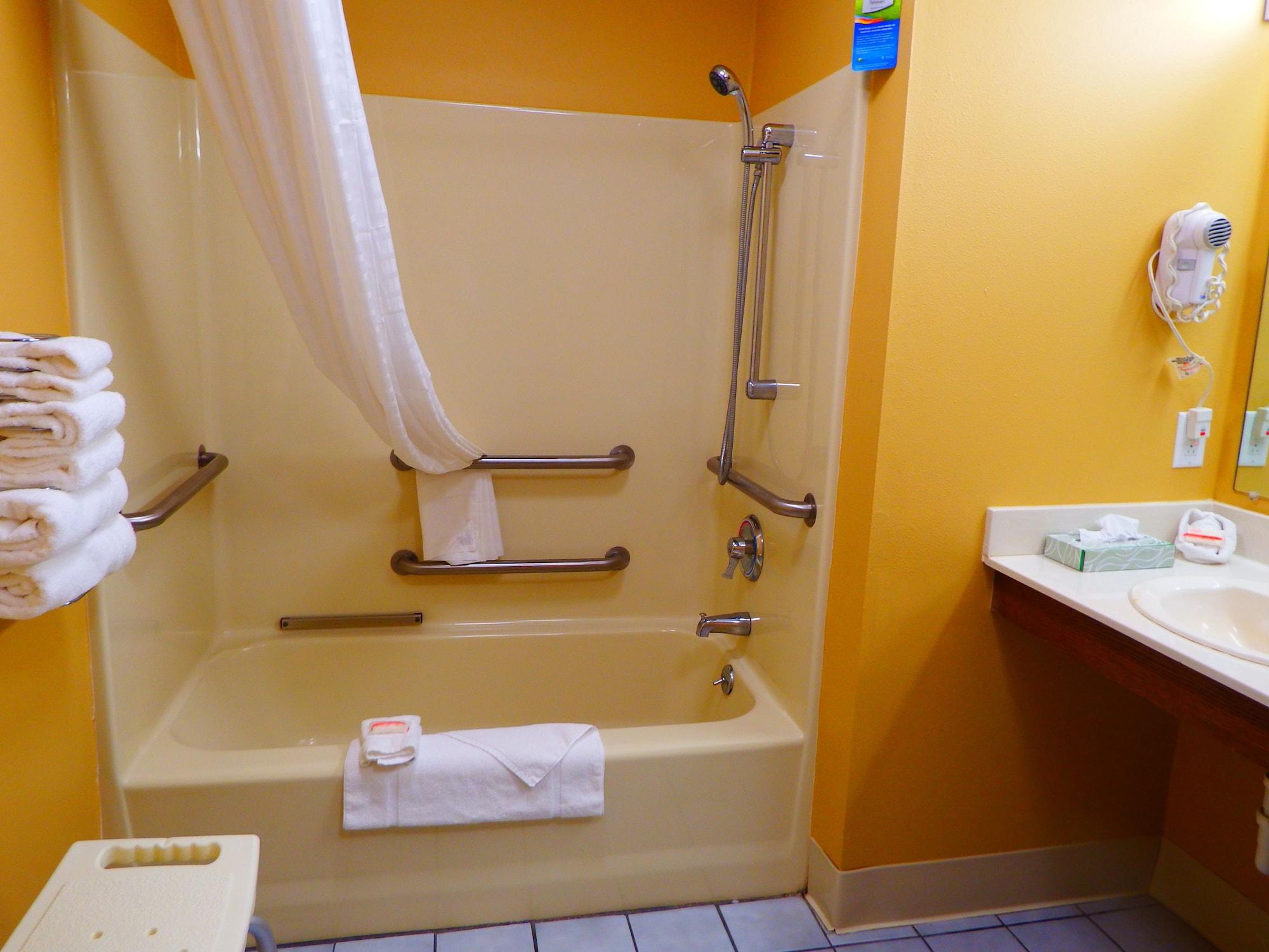 Baymont By Wyndham Florence/Muscle Shoals מראה חיצוני תמונה