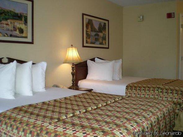 Baymont By Wyndham Florence/Muscle Shoals חדר תמונה